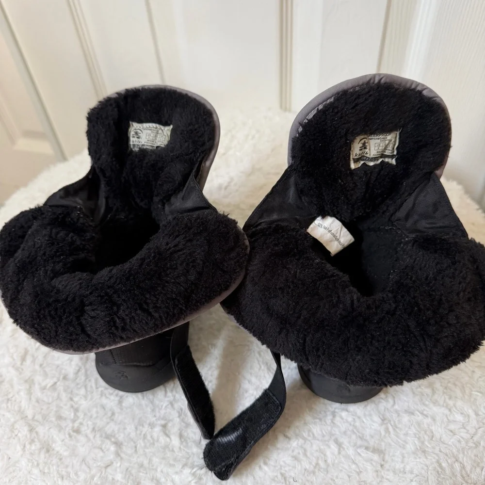 Kamik Kids' Black And Gray Waterproof Snow Boots With Warm Lining Boys Size 9